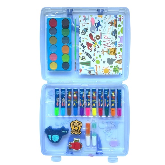 DISNEY STORE ZOOTOPIA ART KIT - Picture 4 of 6